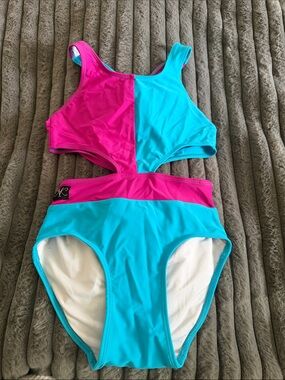 Colorblock Pink & Turquoise Kids Leotard